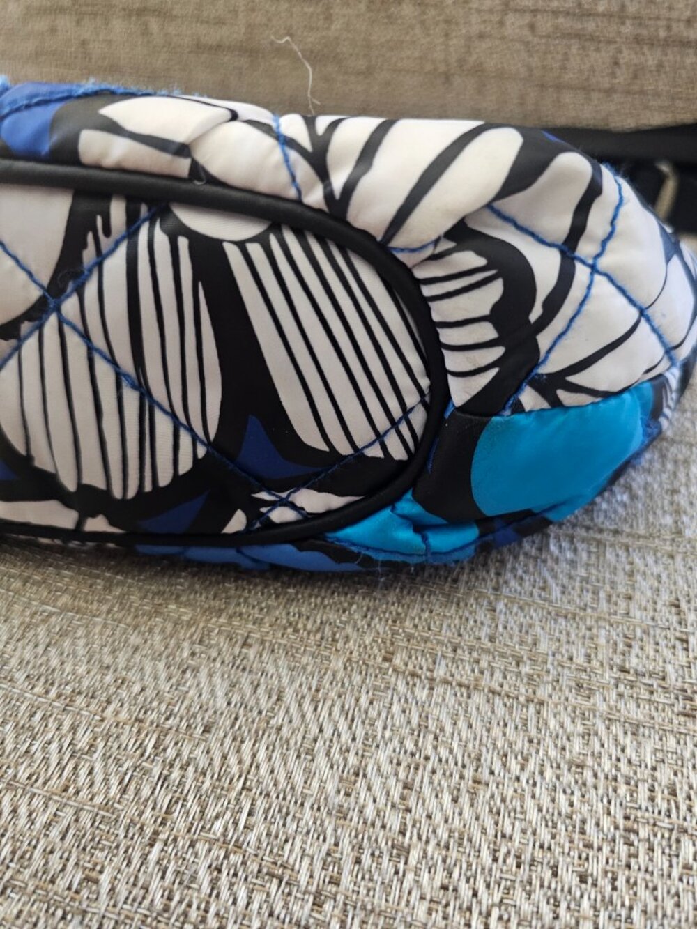 Vera Bradley Blue Bayou Quilted Crossbody Shoulder Bag โ Retired Pattern EUC - Picture 5 of 7
